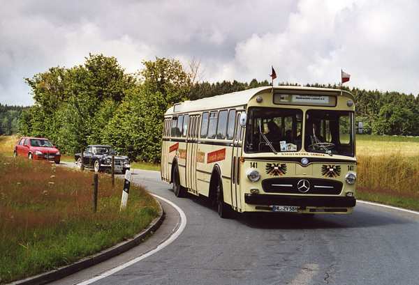 Mercedes O 317 87
